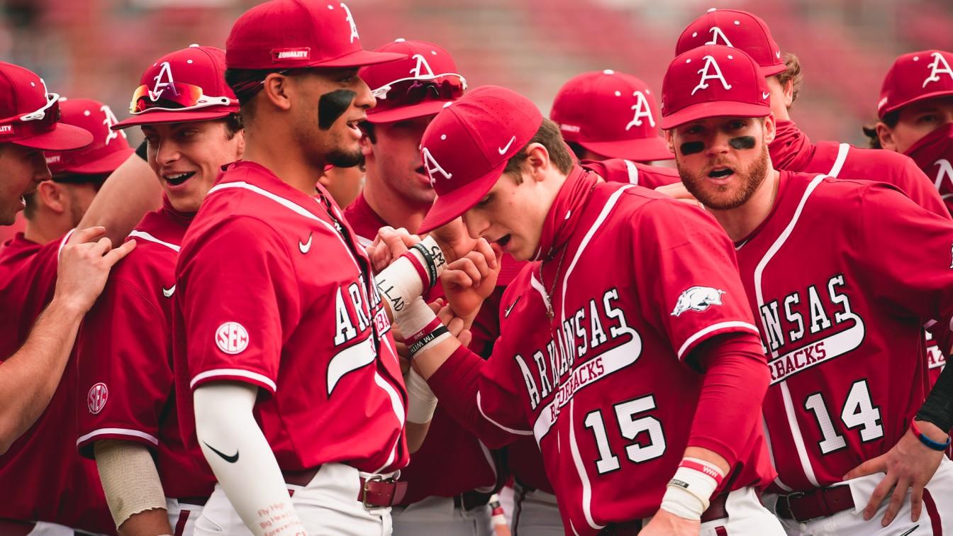 College talk met Laura: What it means to be a Razorback - Slamstox