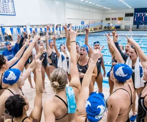 University at Buffalo swimming team - Slamstox